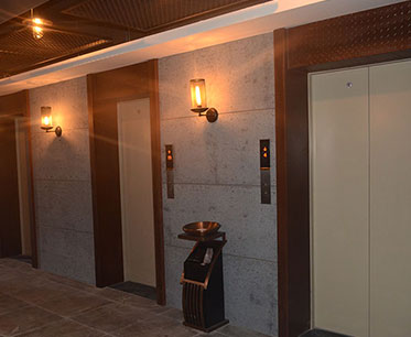 電梯門套不銹鋼工程如何施工，聽聽湖南泓冠怎么說